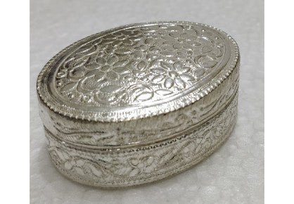 Silver coloured dabbis (multiple shapes)